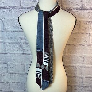 Vintage Men’s Oscar de la Renta Maroon,Black & Gray Tie Stripes, Dots 100% Silk